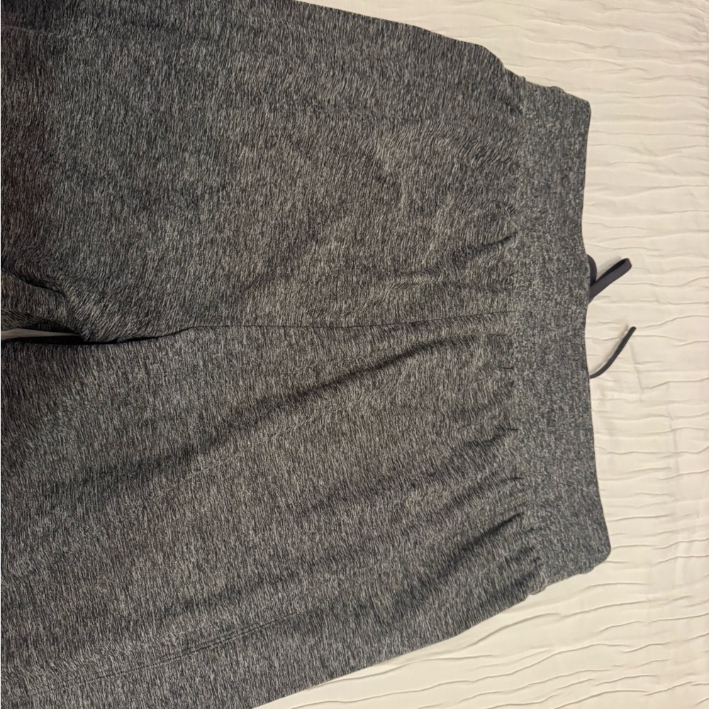 Fabletics drawstring pants - Picture 2 of 4